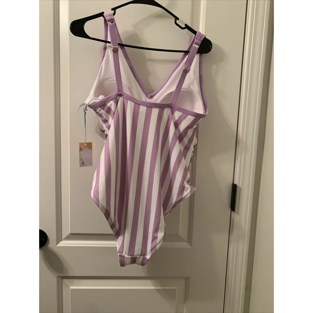 Kona Sol Women's Striped One Piece Swimsuit
